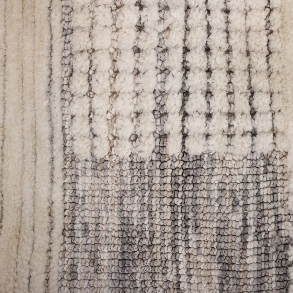 Milton Knitted Carpet, Ivory & Silver - 160x230 Cm 5 Milton Knitted Carpet, Ivory & Silver - 160x230 Cm - Image 5