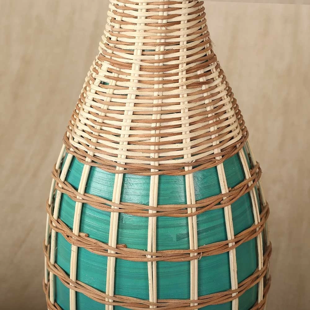 Evie Handwoven Bamboo Vase, Green & Natural - 17.5x40 Cms 2 Evie Handwoven Bamboo Vase, Green & Natural - 17.5x40 Cms - Image 2