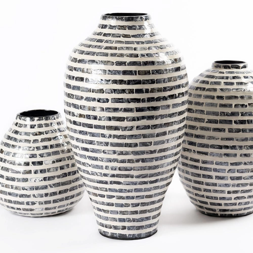 Usaf Vase, White & Grey - 27x48 Cm 1 Usaf Vase, White & Grey - 27x48 Cm