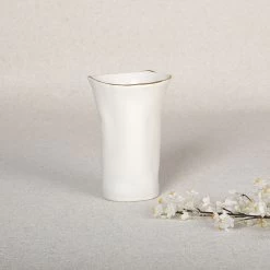 Amazonia Vase, White & Gold – 12x17 Cms