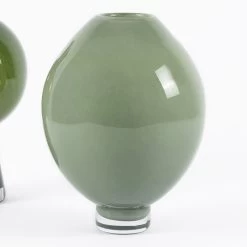 Floris Handmade Vase, Light Green - 20x25 Cm