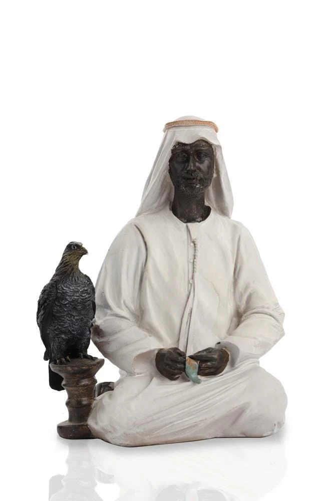Arab With Eagle Figurine (20 X 24 Cms, White) 1 Arab With Eagle Figurine (20 X 24 Cms, White)